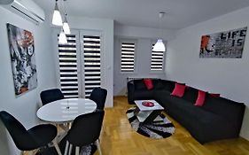 Bianco Rosso Apartment